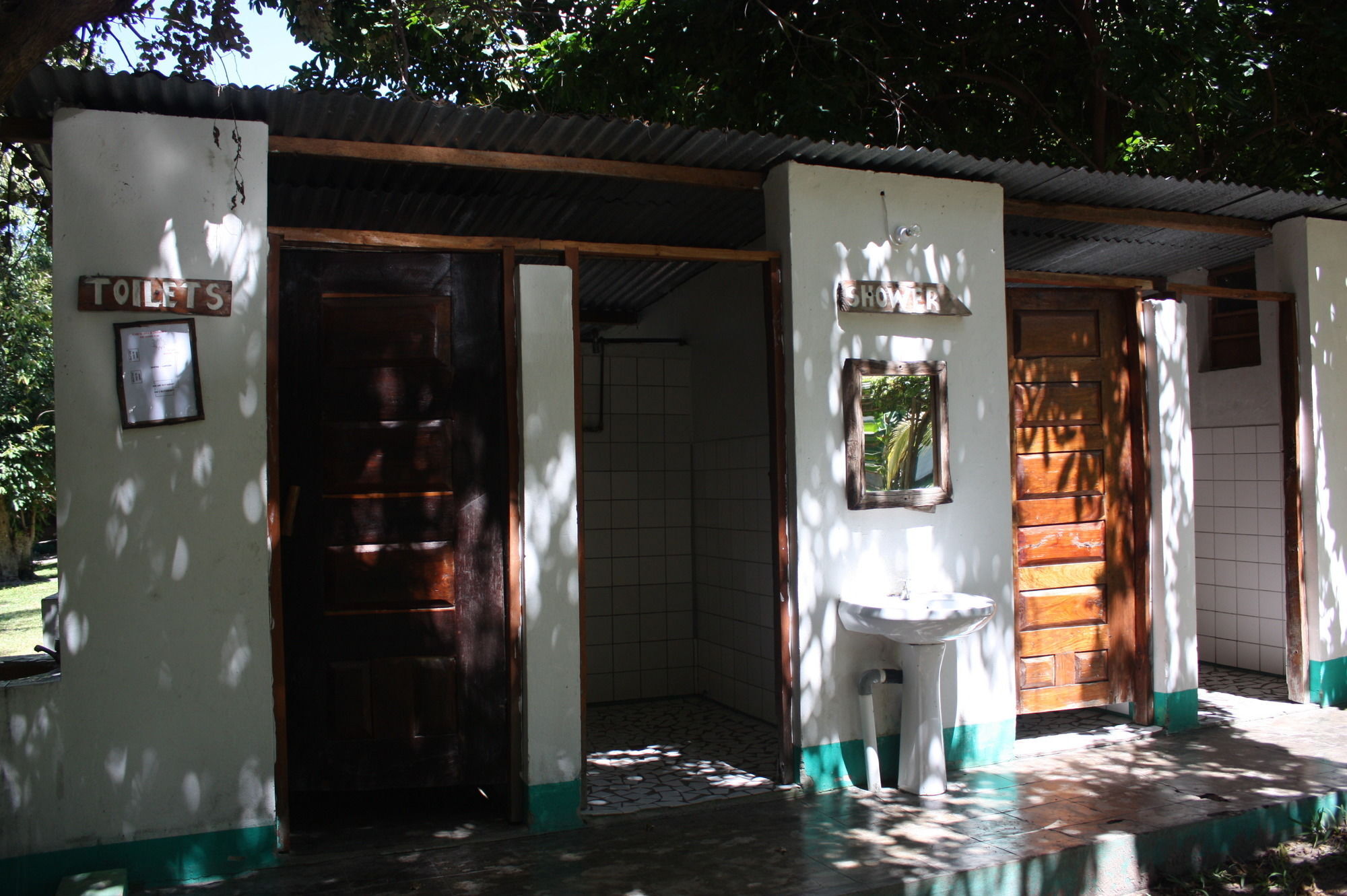 Baobab Beach Lodge And Backpackers Vilanculos Ngoại thất bức ảnh
