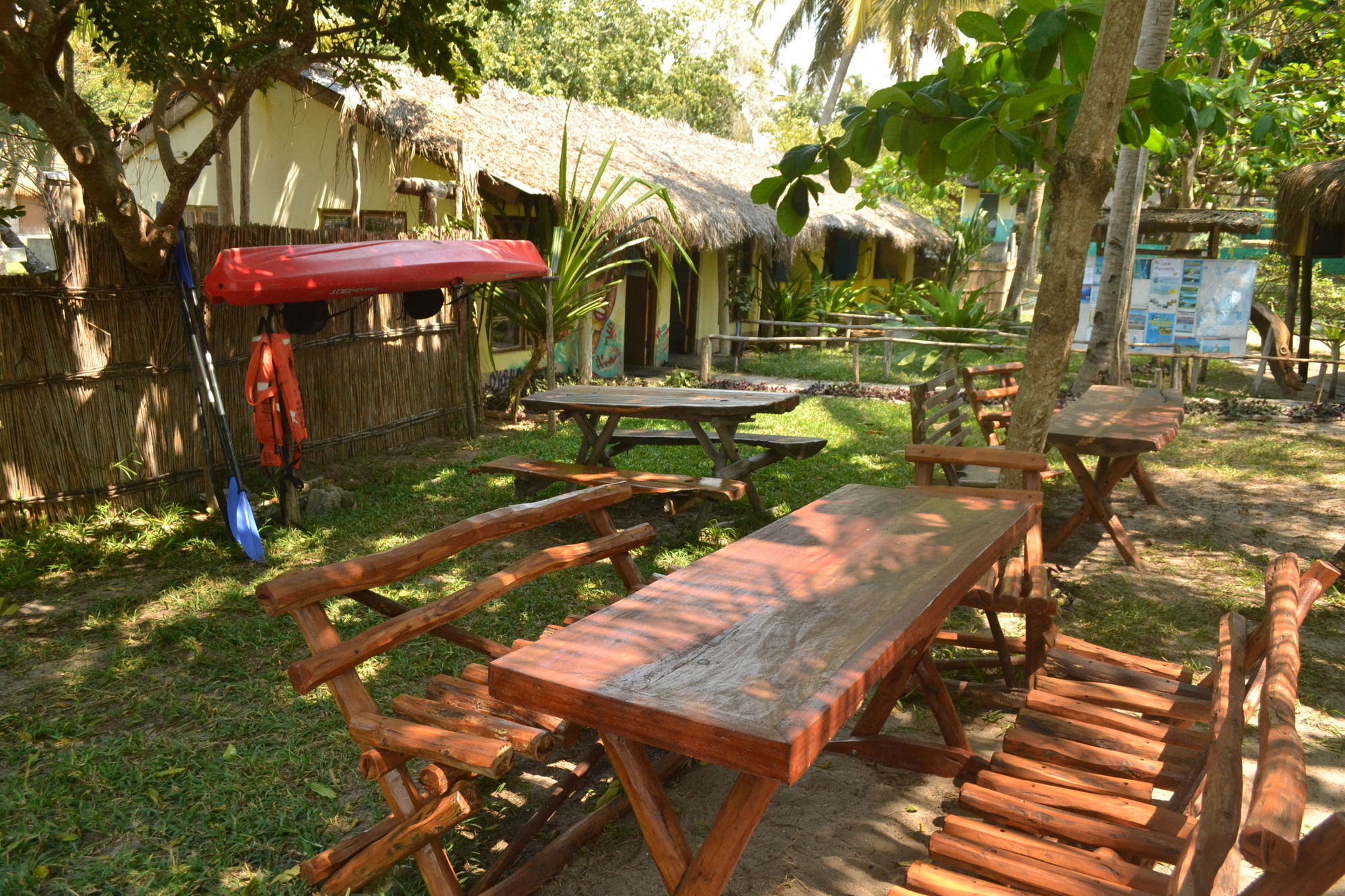 Baobab Beach Lodge And Backpackers Vilanculos Ngoại thất bức ảnh